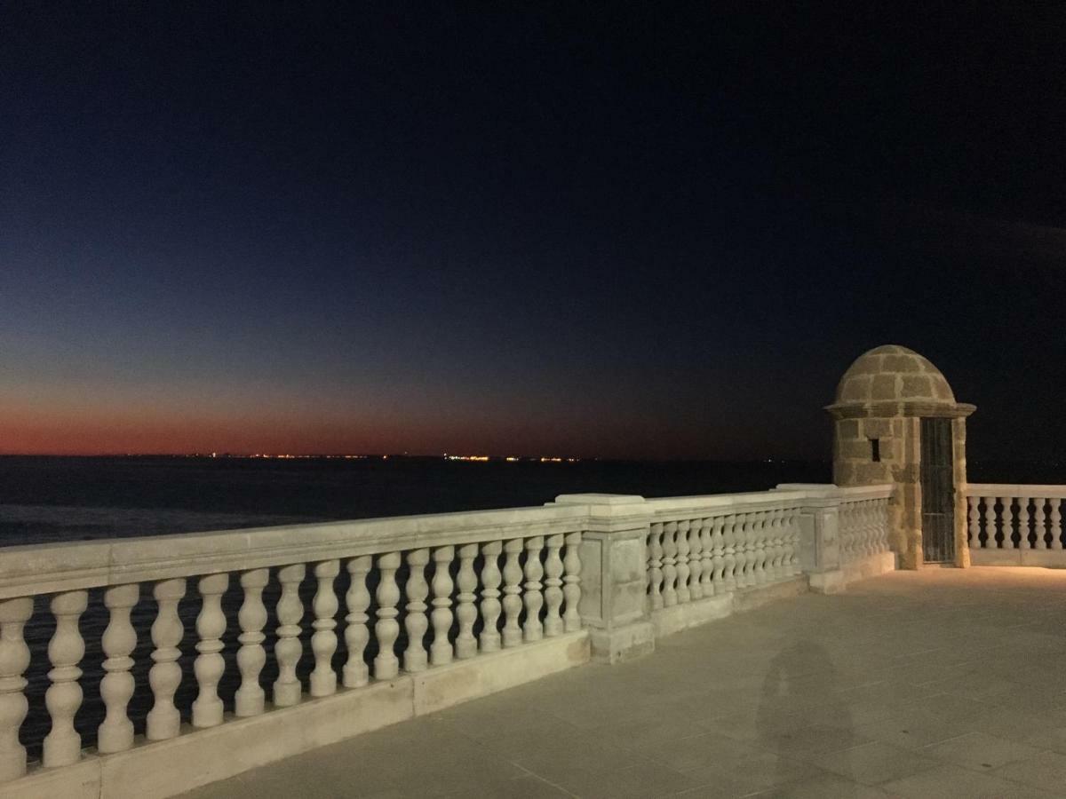 Acogedor Y Luminoso Apartamento Leilighet Cádiz Eksteriør bilde