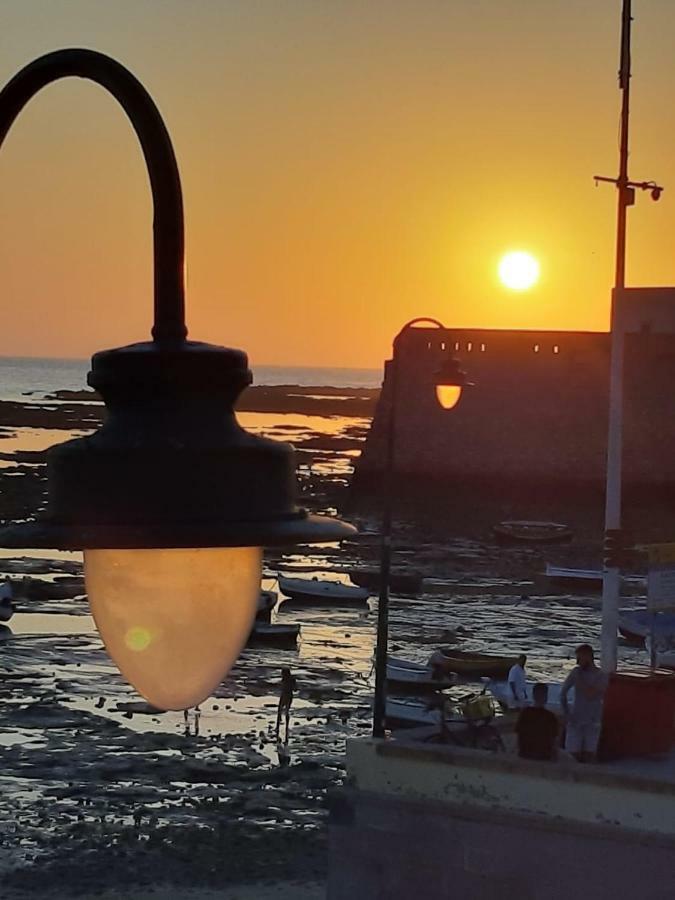 Acogedor Y Luminoso Apartamento Leilighet Cádiz Eksteriør bilde